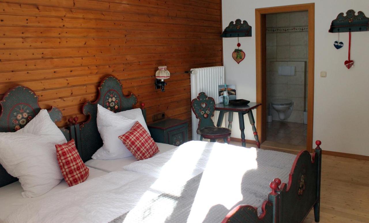 Hotel Berggasthof Kärntner Alm Mittenwald Exterior foto