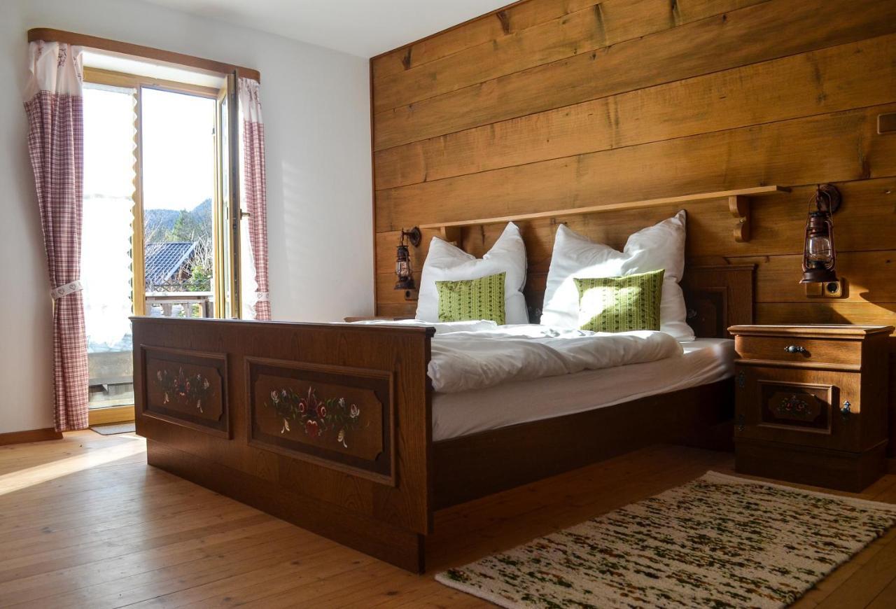 Hotel Berggasthof Kärntner Alm Mittenwald Exterior foto
