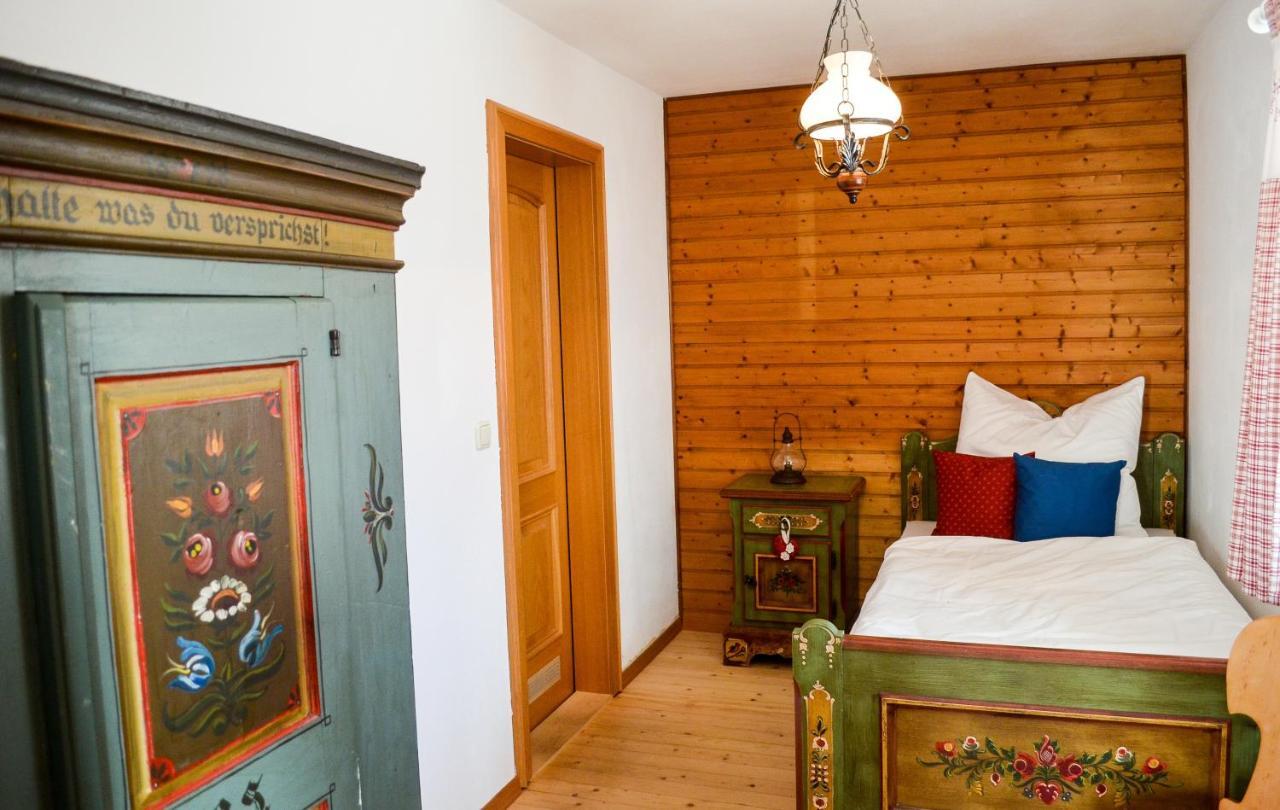Hotel Berggasthof Kärntner Alm Mittenwald Exterior foto